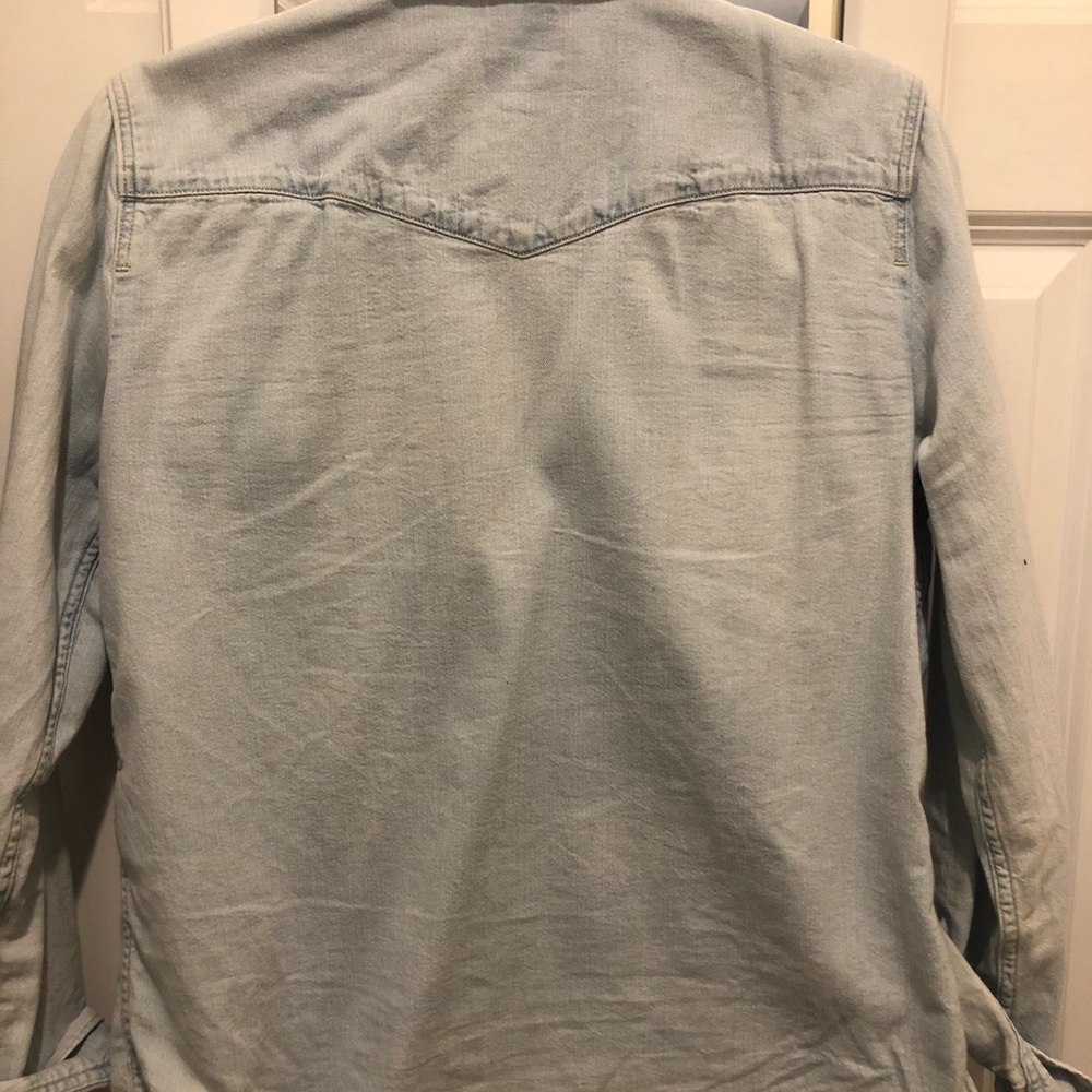 LEVIS jean button up top - Picture 5 of 6